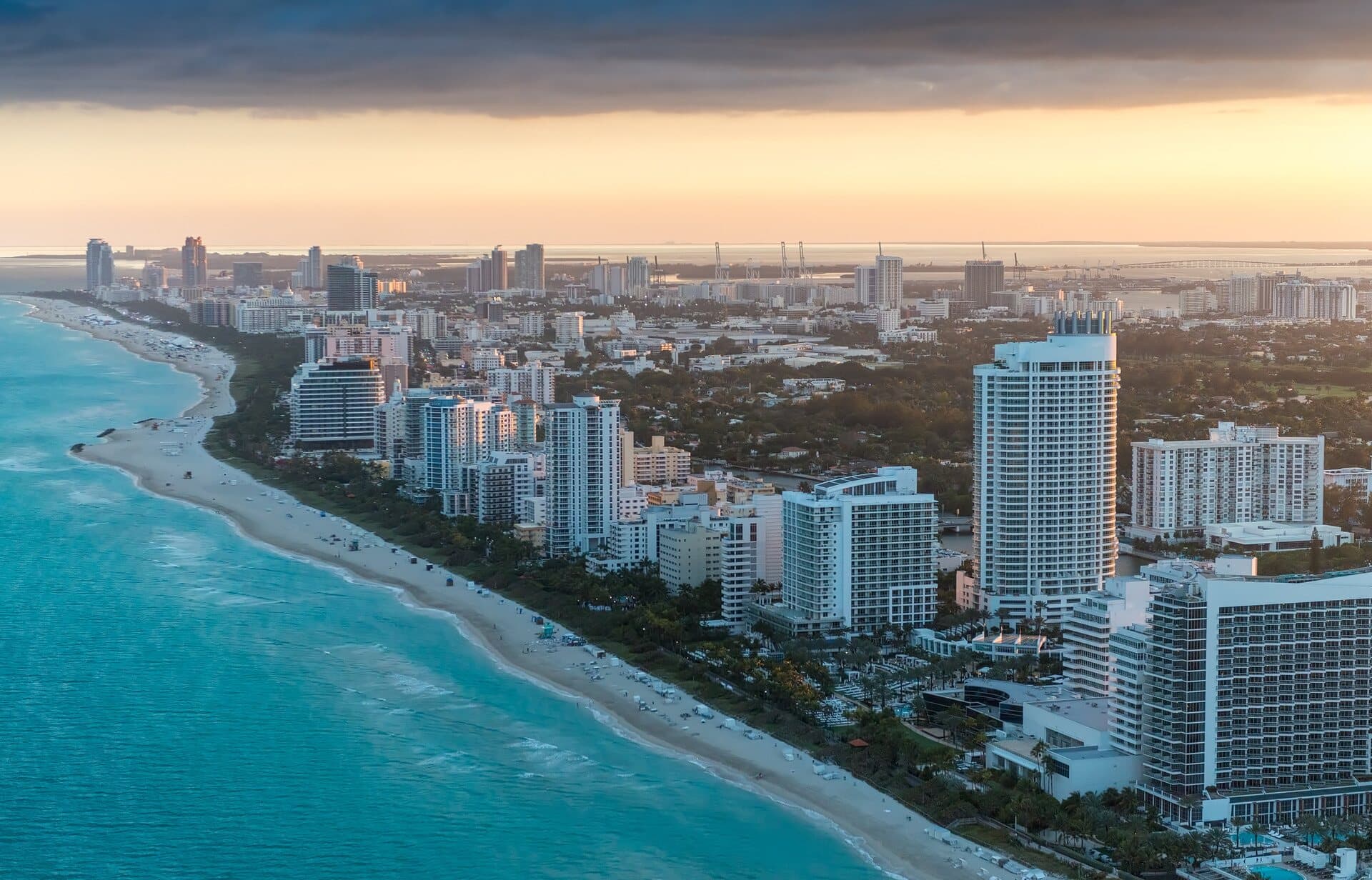 Scenic view of mobile homes in Cash for Your Mobile Home in Florida